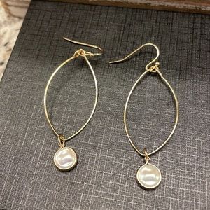 Lucky Brand gold/pearl earrings